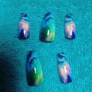 Press on nails green blue swirl set